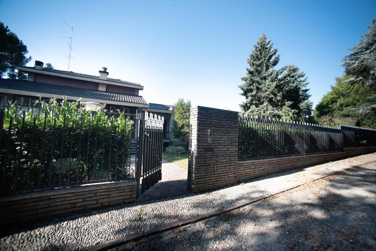 B&B Parco Antico Somma Lombardo Luaran gambar